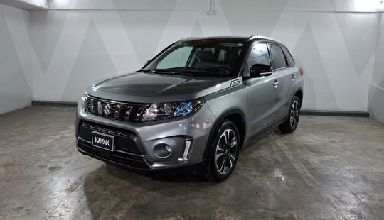 Suzuki • Vitara