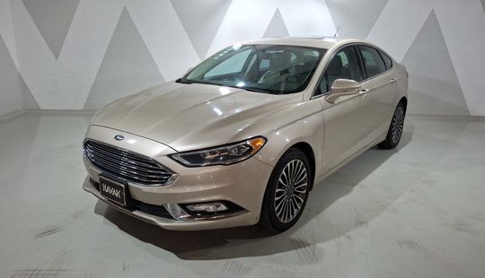 Ford • Fusion