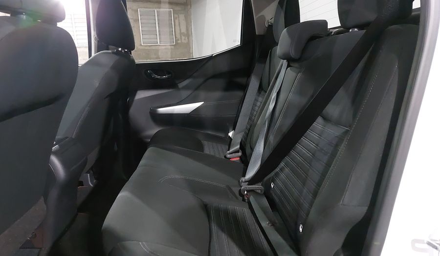 Nissan Frontier 2.5 LE AUTO Pickup 2025