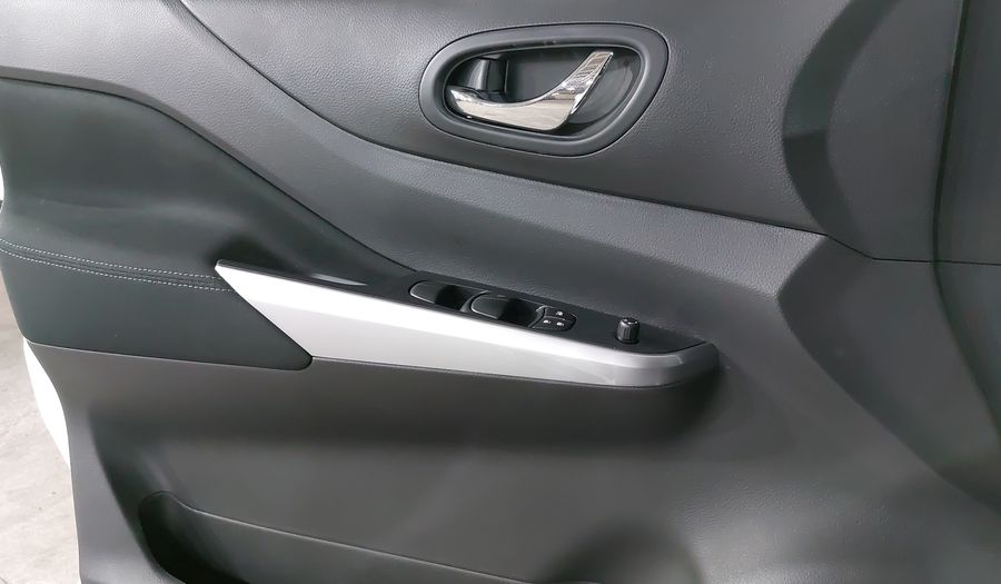 Nissan Frontier 2.5 LE AUTO Pickup 2025