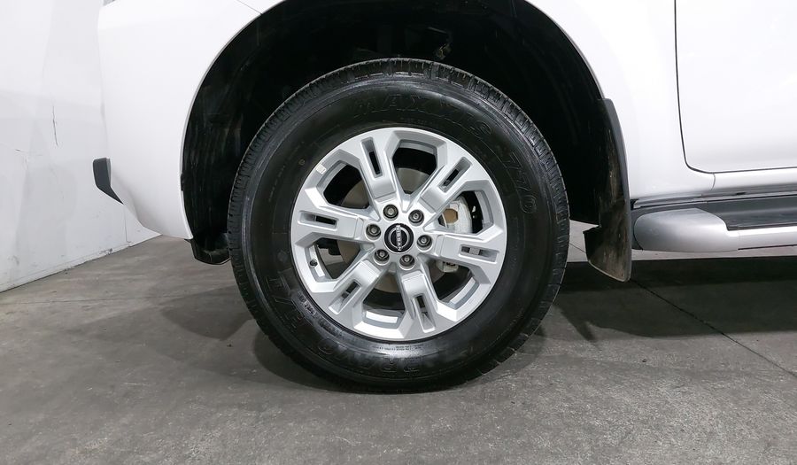 Nissan Frontier 2.5 LE AUTO Pickup 2025