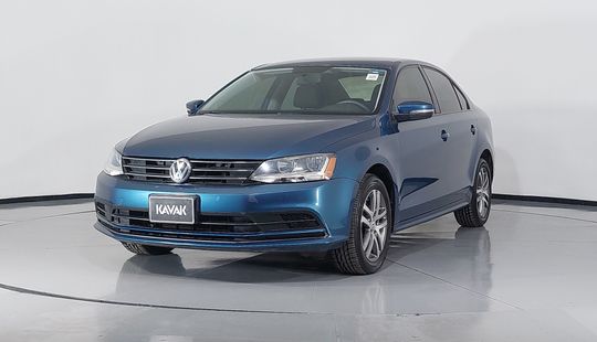 Volkswagen • Jetta