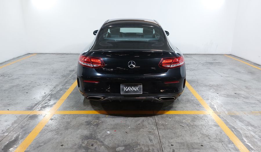 Mercedes Benz Clase C 2.0 300 AUTO Coupe 2019