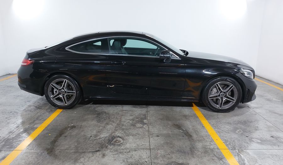 Mercedes Benz Clase C 2.0 300 AUTO Coupe 2019