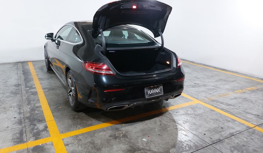 Mercedes Benz Clase C 2.0 300 AUTO Coupe 2019