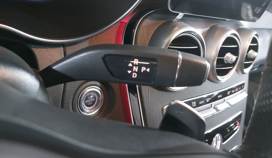 Mercedes Benz Clase C 2.0 300 AUTO Coupe 2019