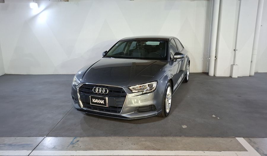 Audi A3 1.4 35 TFSI DYNAMIC DCT Sedan 2020