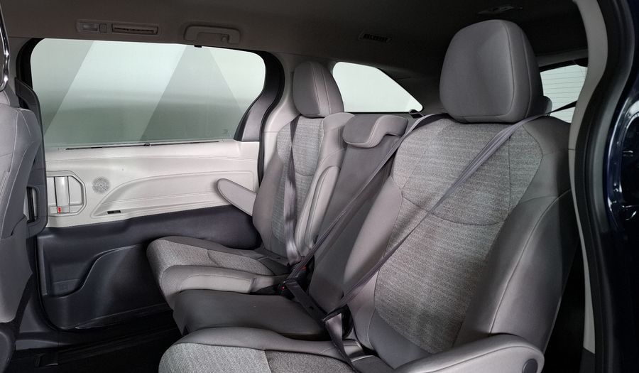 Toyota Sienna 2.5 HEV XLE AUTO Minivan 2021