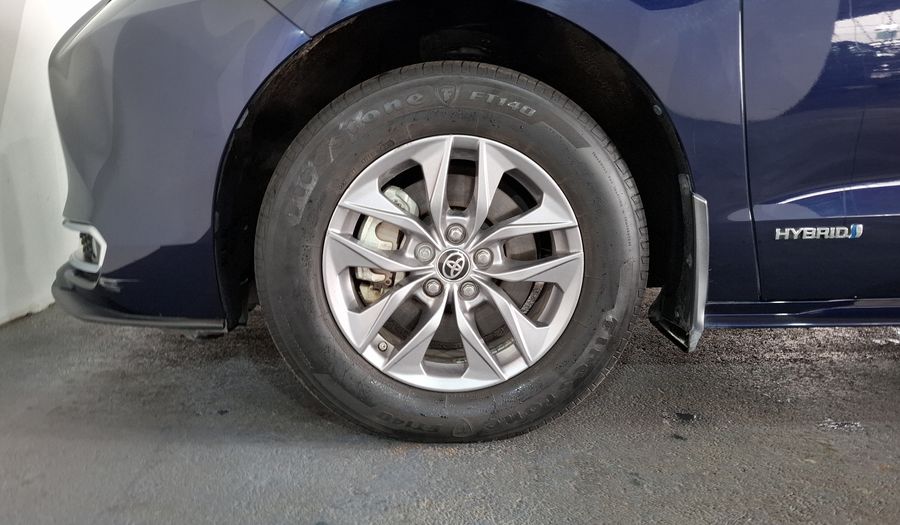 Toyota Sienna 2.5 HEV XLE AUTO Minivan 2021