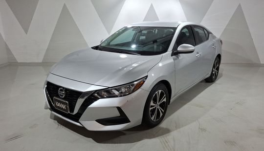 Nissan • Sentra
