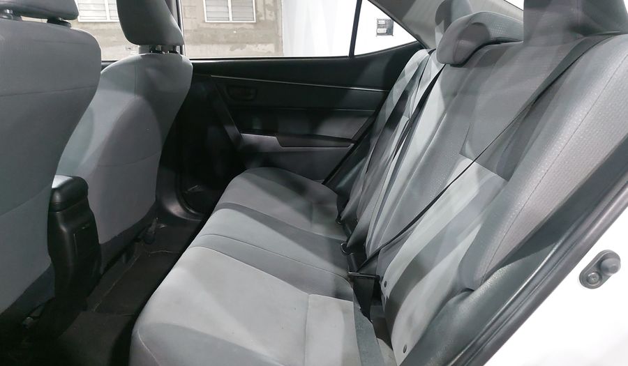 Toyota Corolla 1.8 BASE CVT Sedan 2015