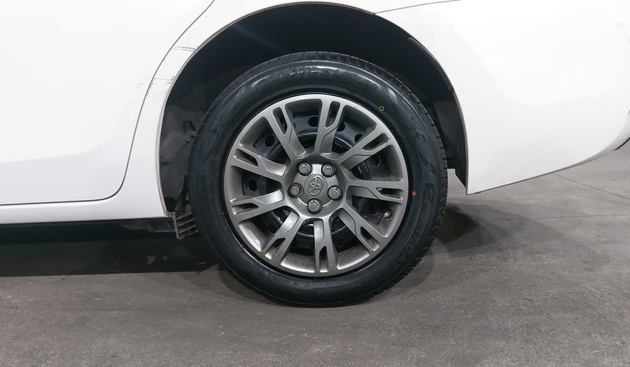 Toyota Corolla 1.8 BASE CVT Sedan 2015