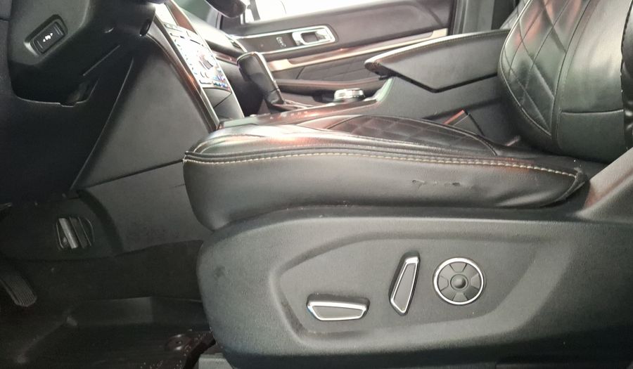 Ford Explorer 3.5 PLATINUM AUTO 4WD Suv 2018