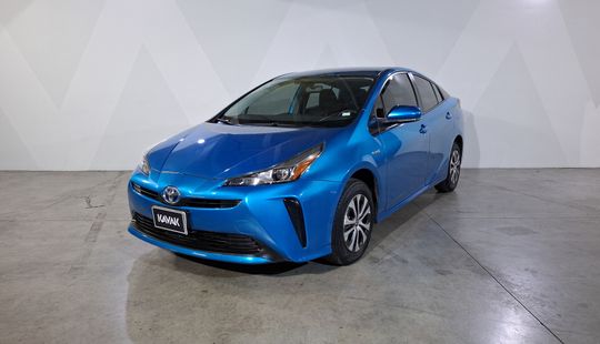Toyota • Prius