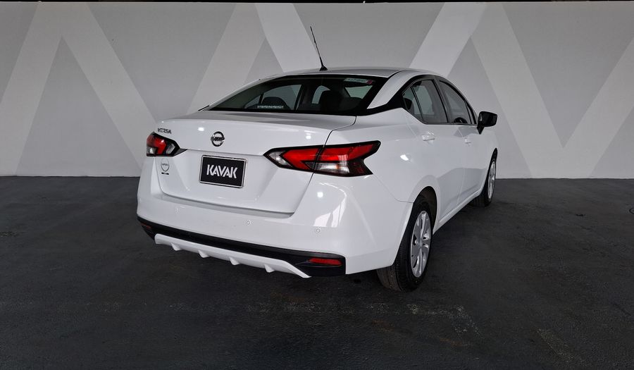 Nissan Versa 1.6 SENSE CVT Sedan 2020