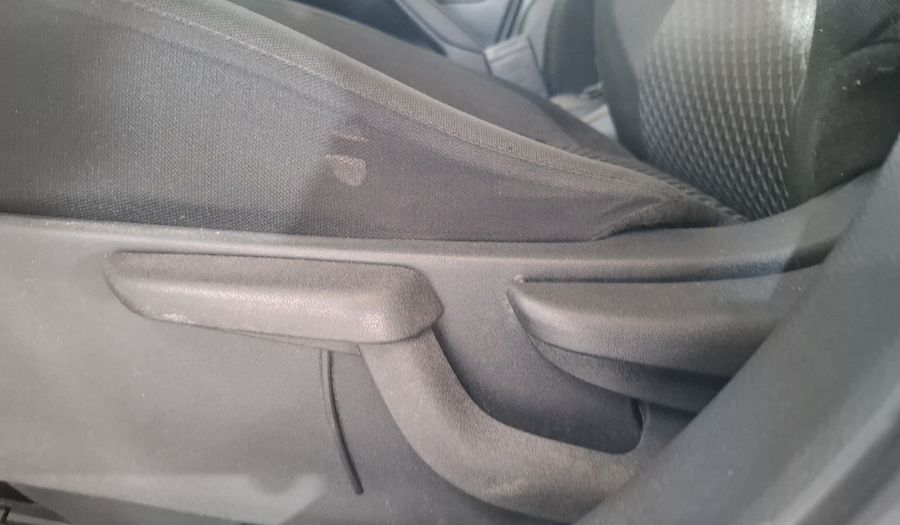 Nissan Versa 1.6 SENSE CVT Sedan 2020