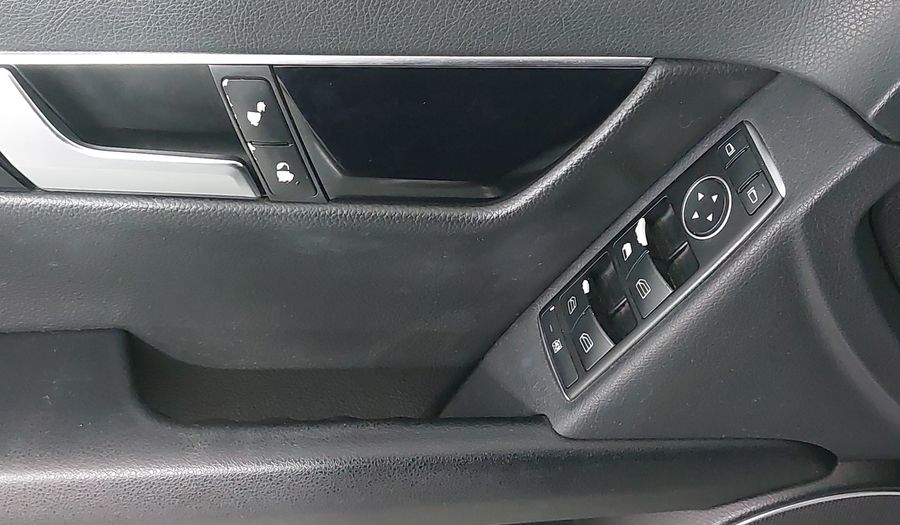 Mercedes Benz Clase C 1.8 200 EXCLUSIVE AT Sedan 2014