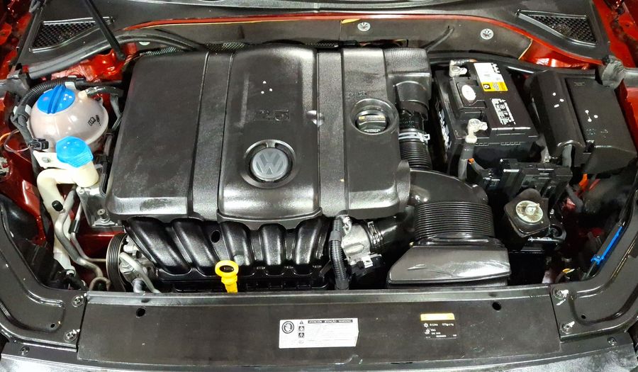 Volkswagen Passat 2.5 SPORTLINE Sedan 2017