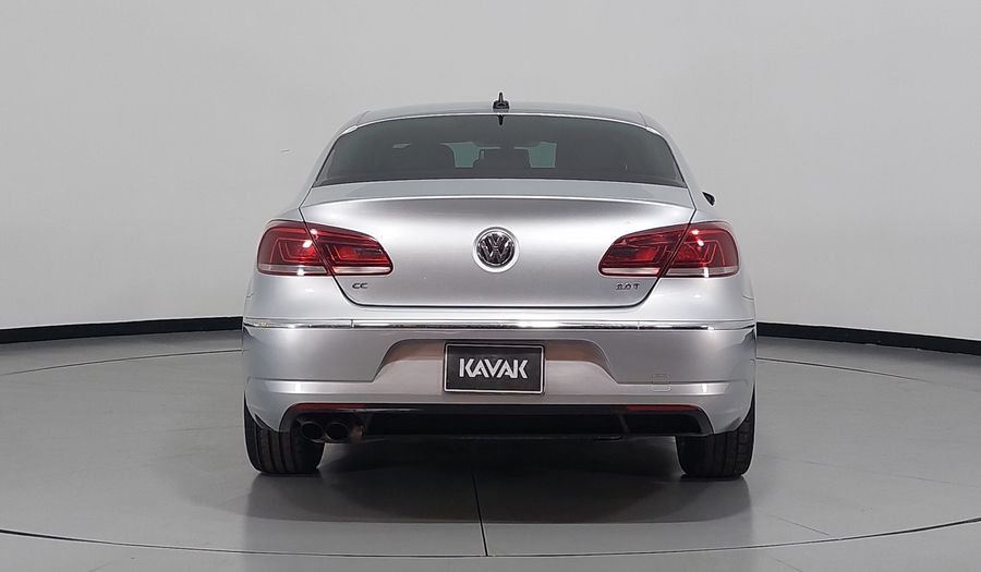 Volkswagen Passat 2.0 TFSI DSG Sedan 2013