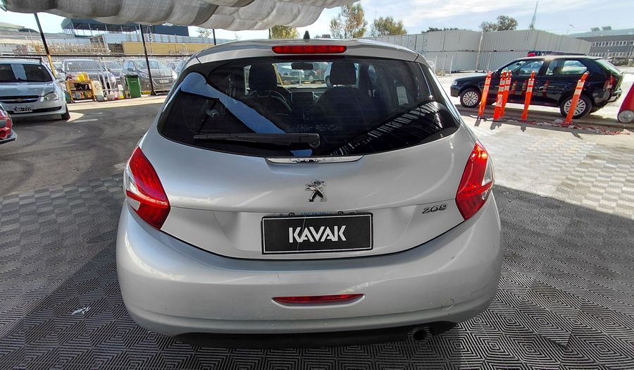 Peugeot 208 1.5 ALLURE Hatchback 2014