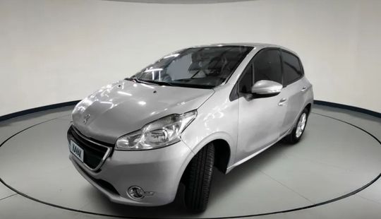 Peugeot • 208