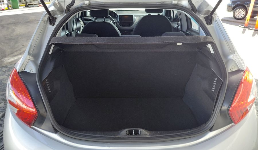 Peugeot 208 1.5 ALLURE Hatchback 2014