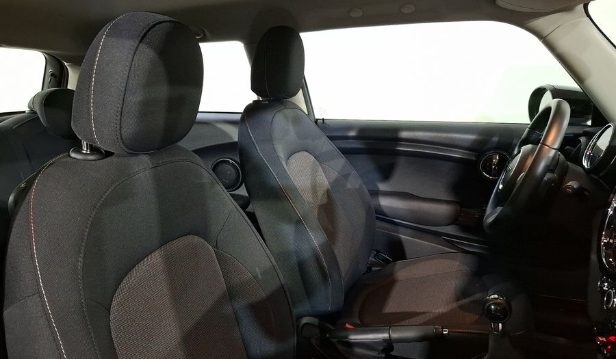 Mini Cooper 1.5 COOPER ESSENTIAL Hatchback 2022