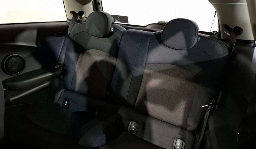 Mini Cooper 1.5 COOPER ESSENTIAL Hatchback 2022