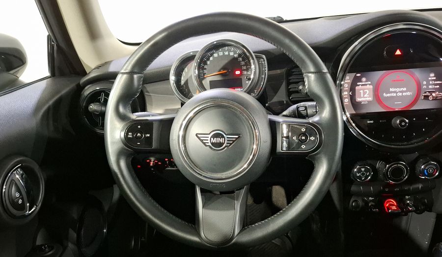 Mini Cooper 1.5 COOPER ESSENTIAL Hatchback 2022