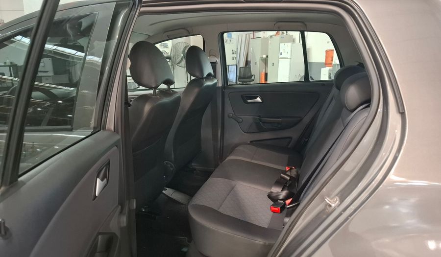 Volkswagen Fox 1.6 COMFORTLINE Hatchback 2013