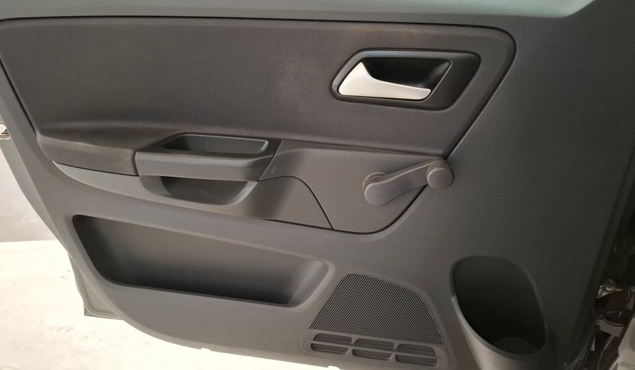 Volkswagen Fox 1.6 COMFORTLINE Hatchback 2013