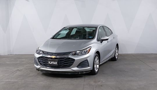 Chevrolet • Cruze