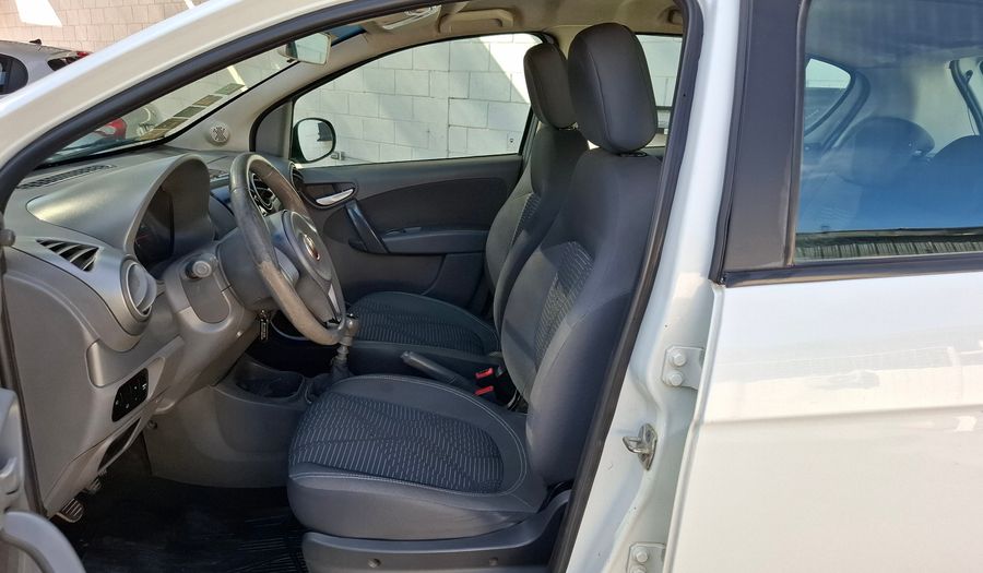 Fiat Palio 1.4 ATTRACTIVE Hatchback 2013