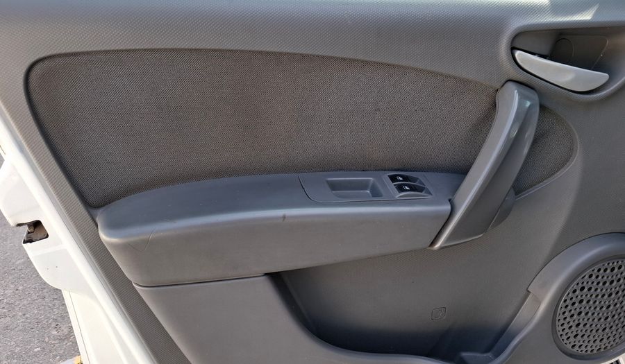 Fiat Palio 1.4 ATTRACTIVE Hatchback 2013