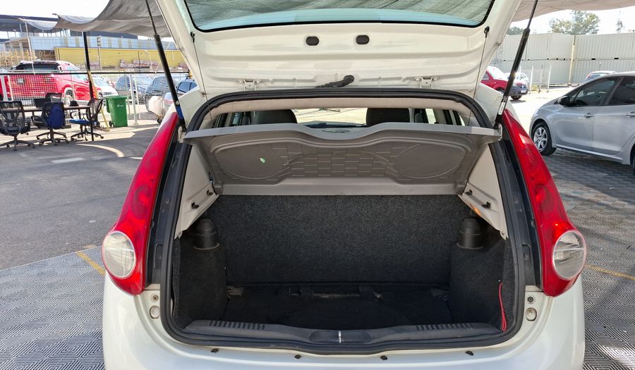 Fiat Palio 1.4 ATTRACTIVE Hatchback 2013