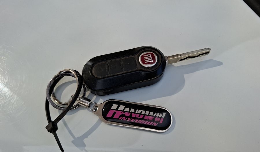Fiat Palio 1.4 ATTRACTIVE Hatchback 2013
