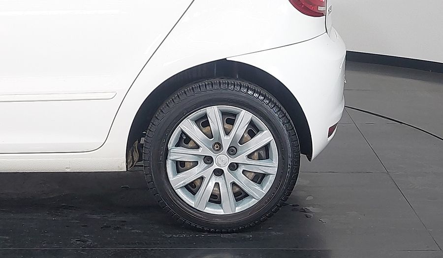 Volkswagen Fox MI Hatchback 2014