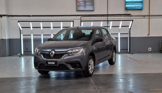 Renault • Logan