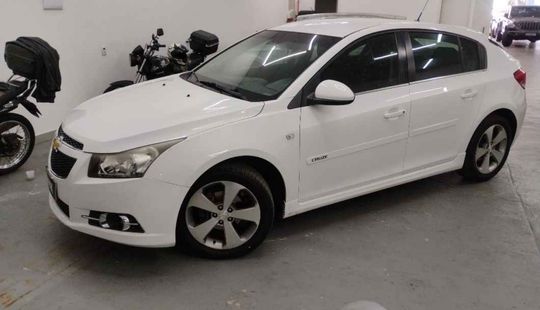 Chevrolet • Cruze