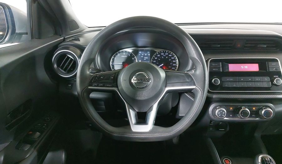 Nissan Kicks 1.6 SENSE LTS T/M A/C Suv 2017