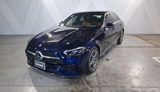 Mercedes Benz • Clase C
