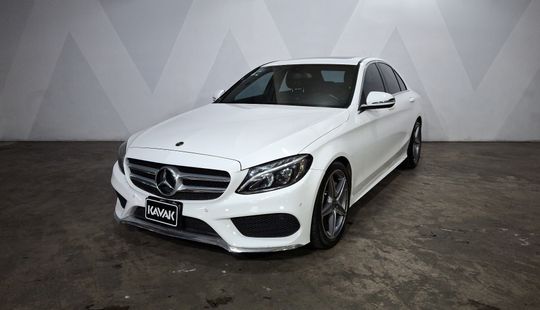 Mercedes Benz • Clase C