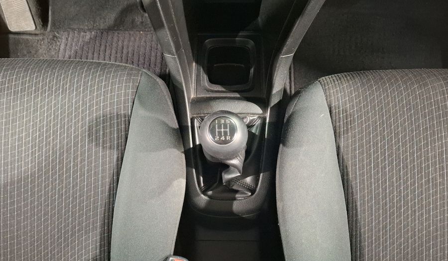 Suzuki Swift 1.4 GLX MT Hatchback 2014