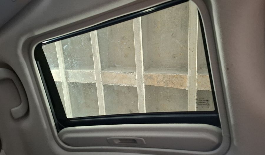 Suzuki Swift 1.4 GLX MT Hatchback 2014