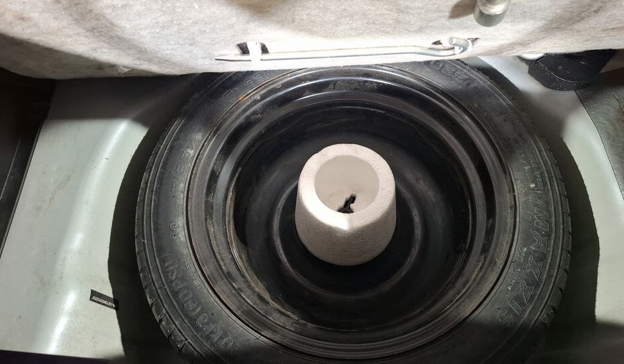 Suzuki Swift 1.4 GLX MT Hatchback 2014