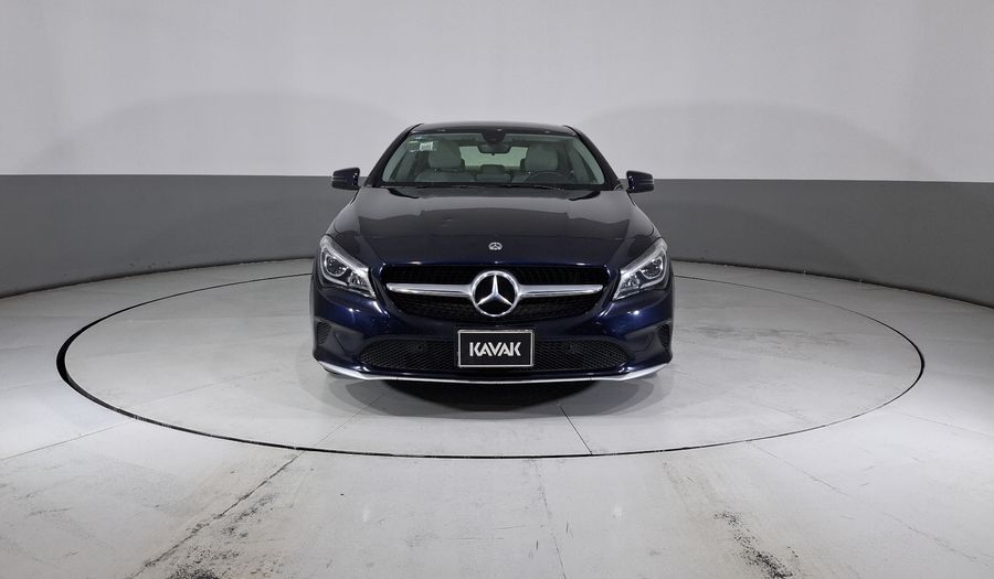 Mercedes Benz Clase Cla 1.6 CLA 200 SPORT DCT Coupe 2019