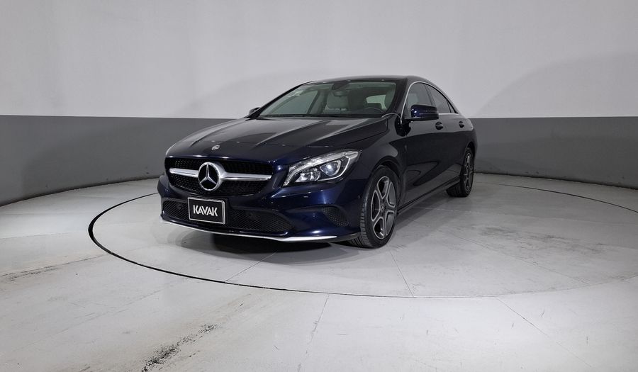 Mercedes Benz Clase Cla 1.6 CLA 200 SPORT DCT Coupe 2019