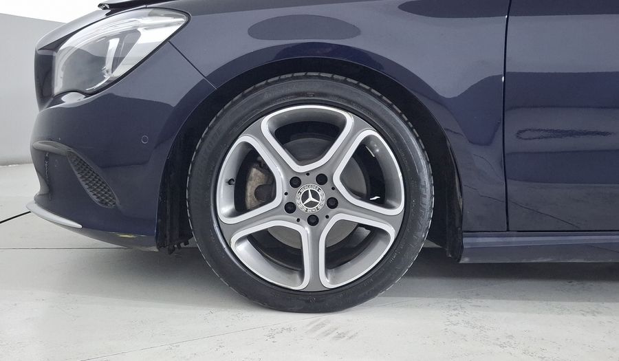 Mercedes Benz Clase Cla 1.6 CLA 200 SPORT DCT Coupe 2019