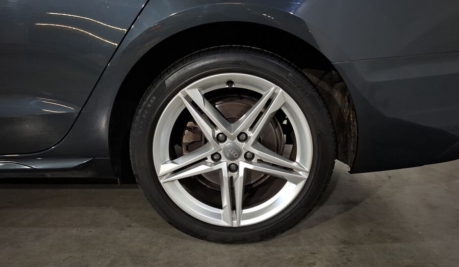 Audi A4 2.0 MHEV 40 TFSI SELECT DCT Sedan 2021
