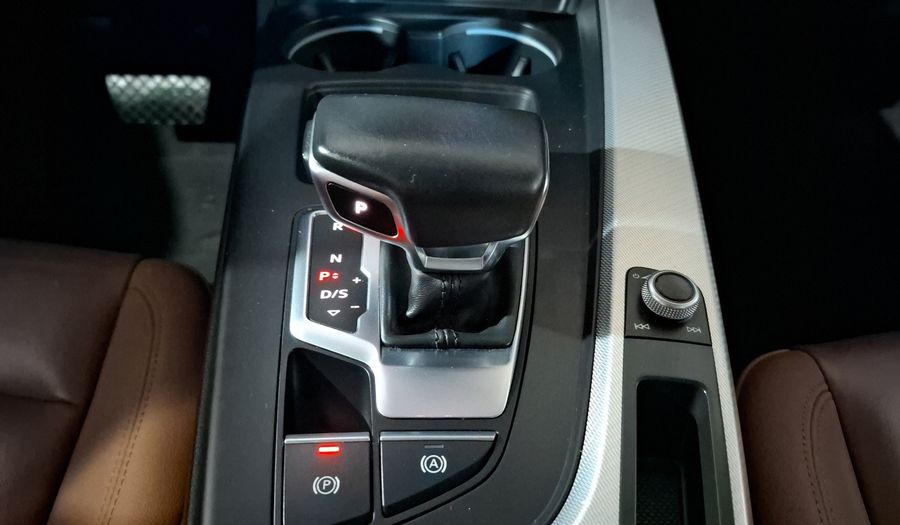 Audi A4 2.0 MHEV 40 TFSI SELECT DCT Sedan 2021